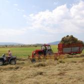 Takarás, quad és Ladewagen